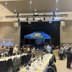 <p>Quand d'autres se décentralisent en salle.</p>